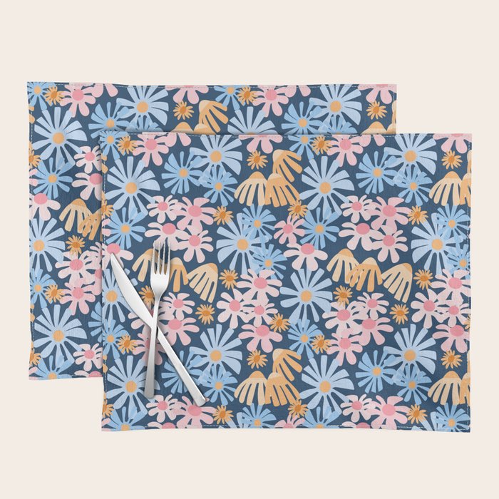 Daisies pattern Placemat Gallery Image 1