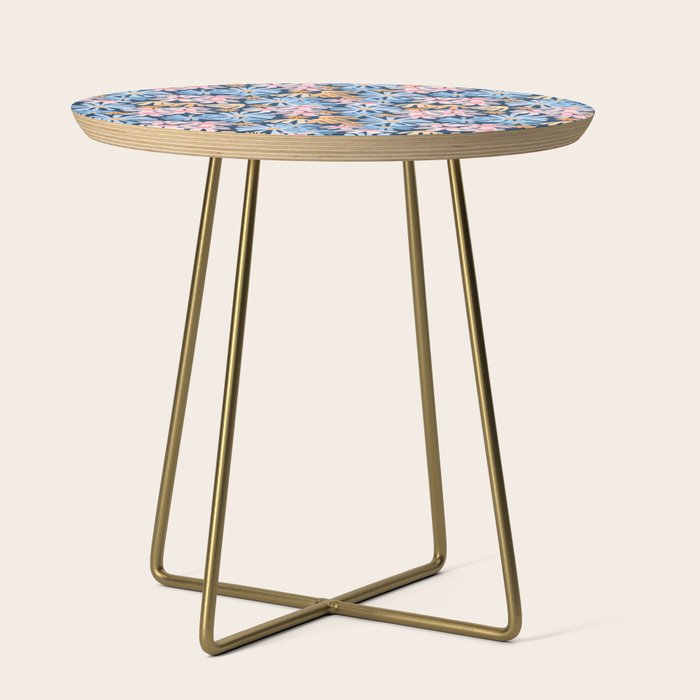 Daisies pattern Side Table Gallery Image 1