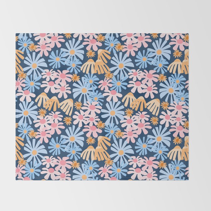 Daisies pattern Throw Blanket Gallery Image 2