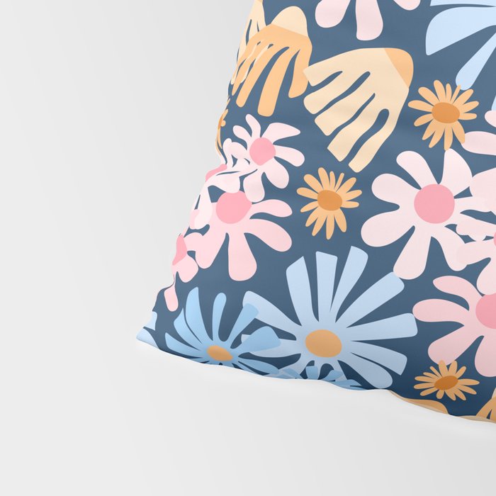 Daisies pattern Pillow Sham Gallery Image 4
