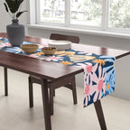 Daisies pattern Table Runner Gallery Image 2