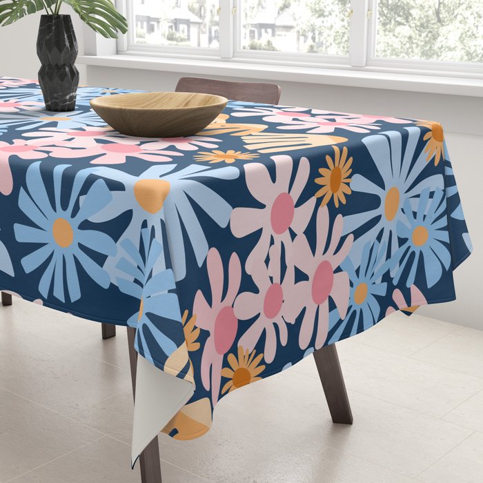 Daisies pattern Tablecloth Gallery Image 3