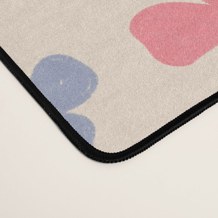 Retro vibe Small Daisies  Desk Mat Gallery Image 4