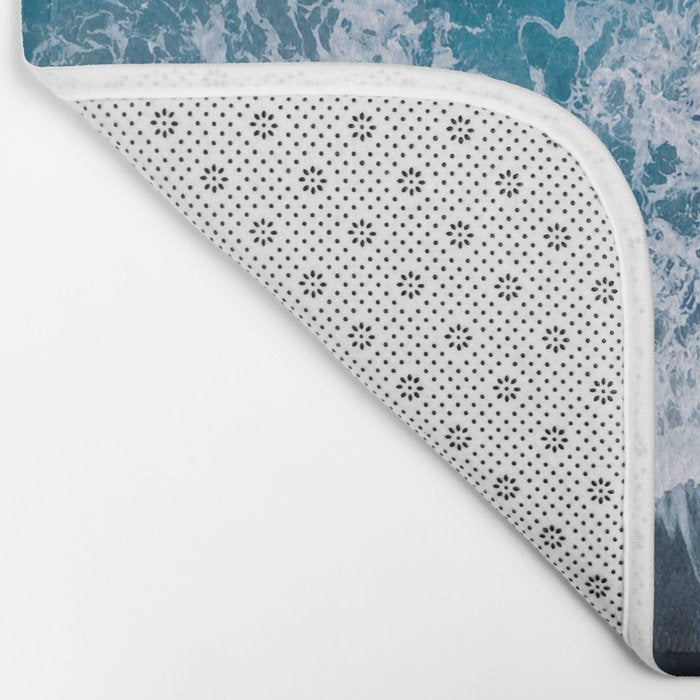 Minimalist Waves On A Beach In Iceland Bath Mat Gallery Image 2
