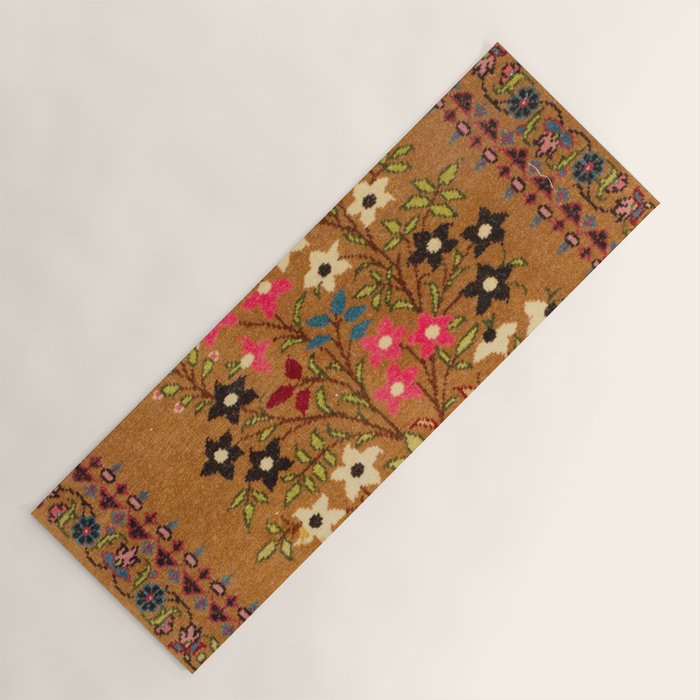Kashan Vintage Central Persian Mat Print Yoga Mat Gallery Image 1