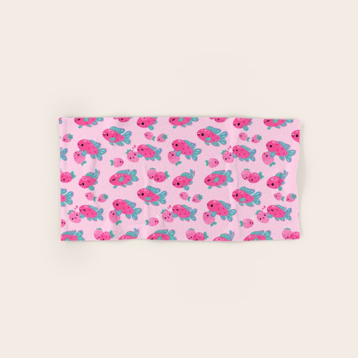 Strawberry peacock cichlid Bath Towel Gallery Image 1