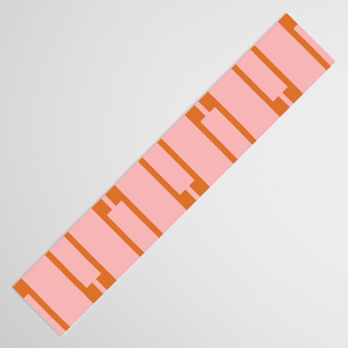 Geo Chain Pink and Orange Geometric Block Stripes Vertical Pattern Table Runner Gallery Image 3