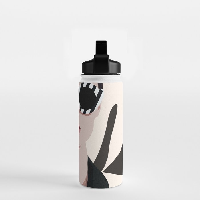 The Face of Fashion 7 Water Bottle Gallery Image 2