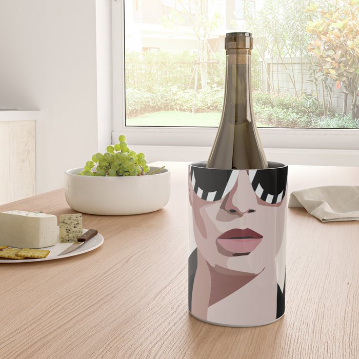 The Face of Fashion 7 Wine Chiller Gallery Image 4