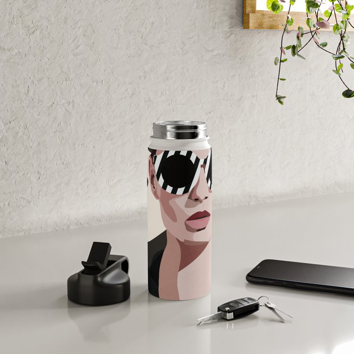 The Face of Fashion 7 Water Bottle Gallery Image 4