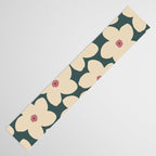 Green And Cream Retro Flower Table Runner Gallery Image 3