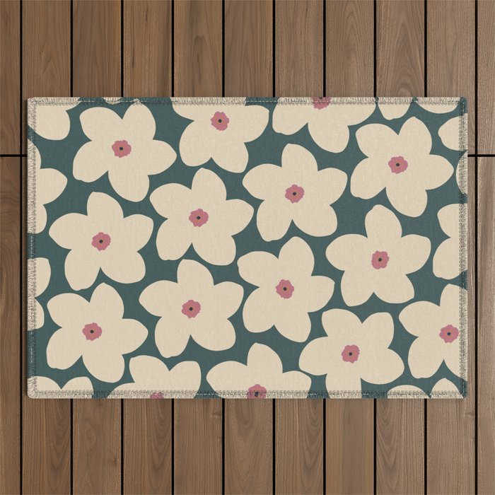 Green And Cream Retro Flower Outdoor Rug Gallery Image 1