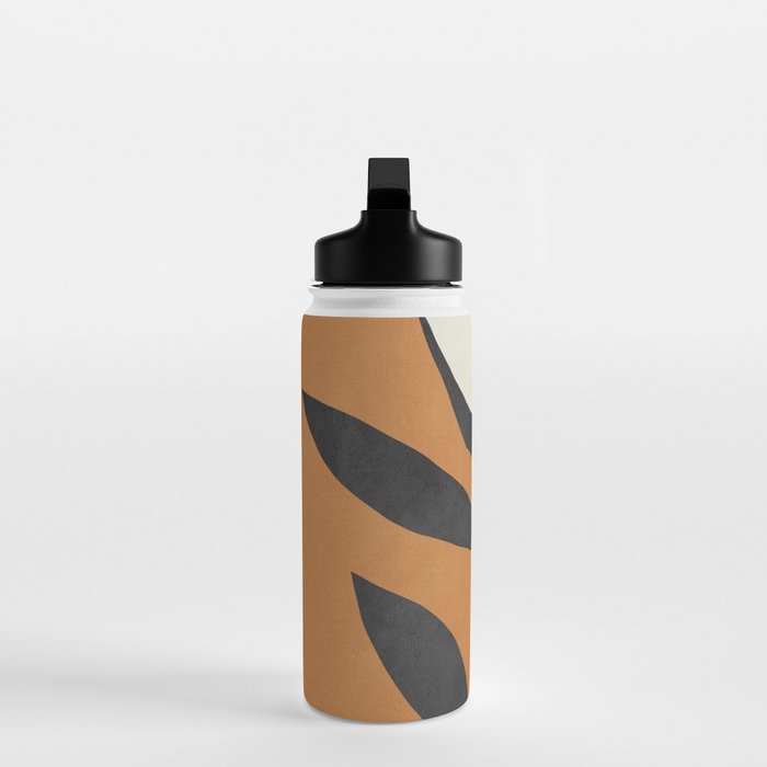 Plant 9 Water Bottle Gallery Image 3