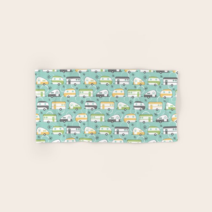 Happy Campers Bath Towel Gallery Image 1