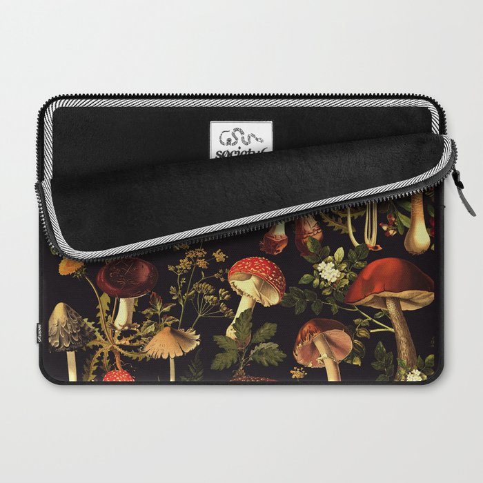 AQUARIUS II Laptop Sleeve Gallery Image 2