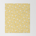Little Daises Throw Blanket Gallery Image 2