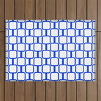Geometric Mod Links Midcentury Modern Pattern Royal Blue and White Outdoor Rug Gallery Image 1