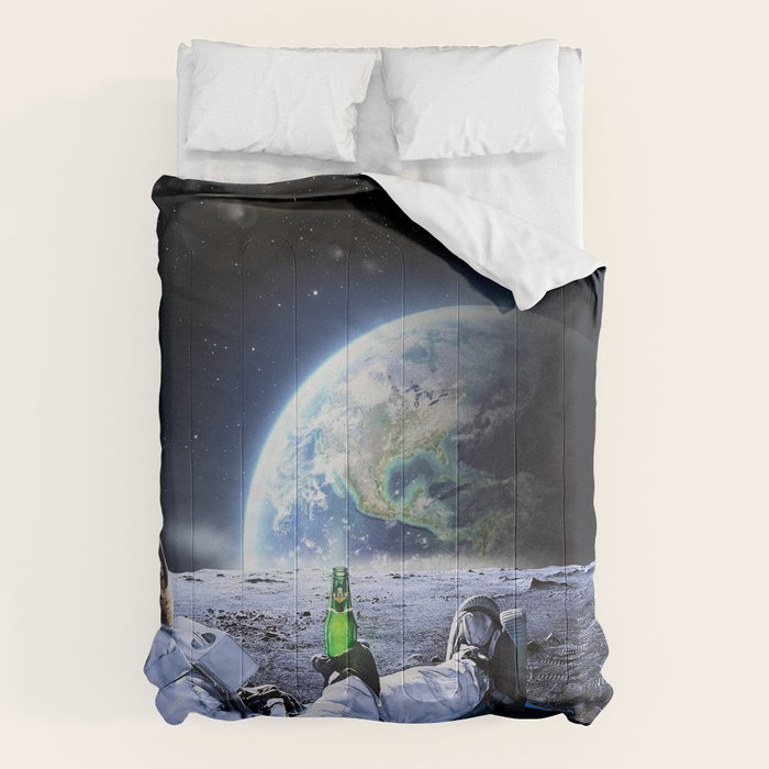 Astronaut on the Moon with beer Comforter Gallery Image 6