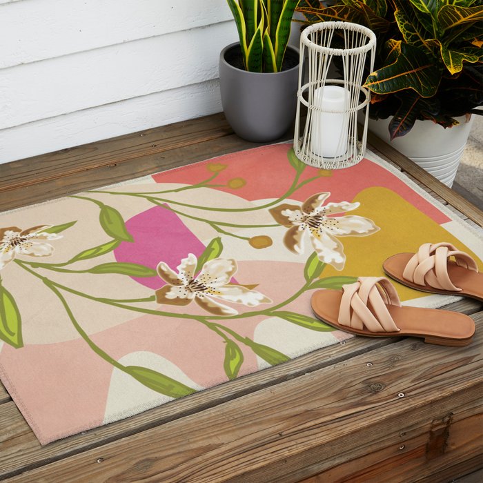 Elegant Shapes 12 Outdoor Rug Gallery Image 2
