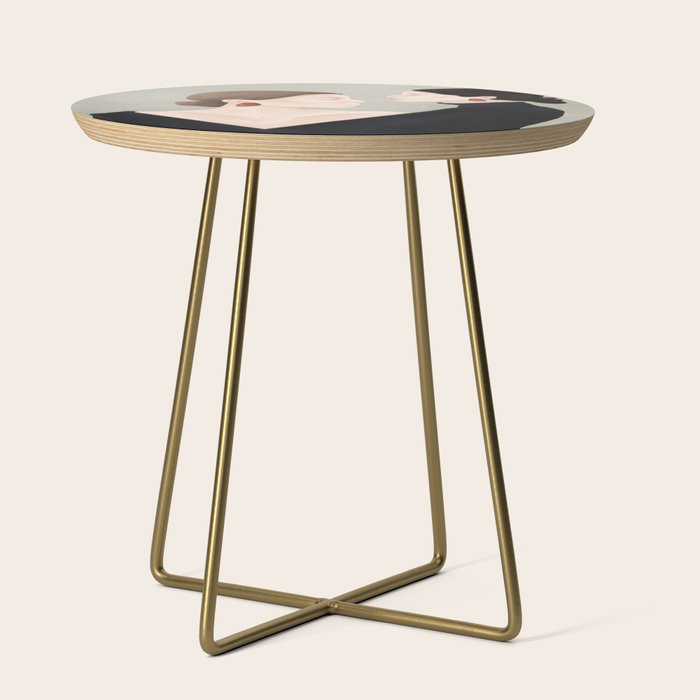 Aligned Model Flow Side Table Gallery Image 1