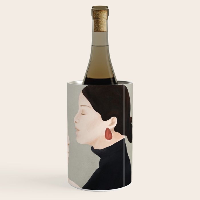Aligned Model Flow Wine Chiller Gallery Image 3