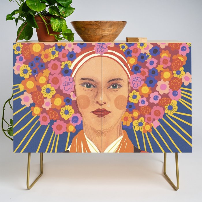 Bride Credenza Gallery Image 1