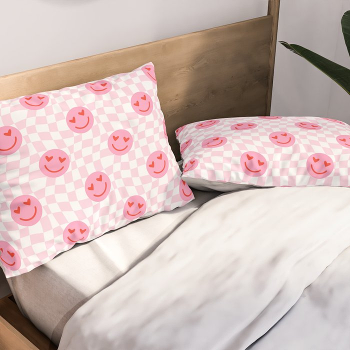 Romantic heart eye face checkered pattern Pillow Sham Gallery Image 2