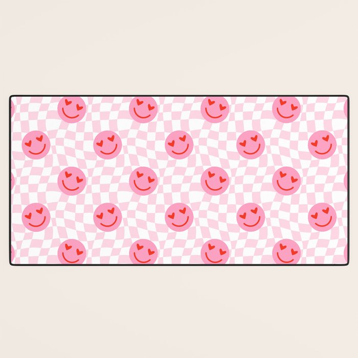 Romantic heart eye face checkered pattern Desk Mat Gallery Image 3