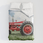 Vintage IH Farmall 450 Side View Red Tractor Comforter Gallery Image 6