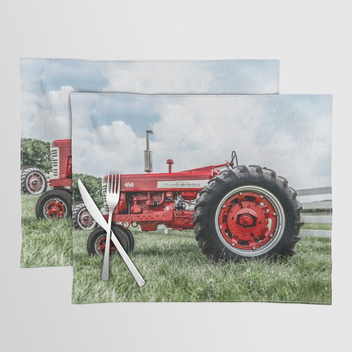 Vintage IH Farmall 450 Side View Red Tractor Placemat Gallery Image 1