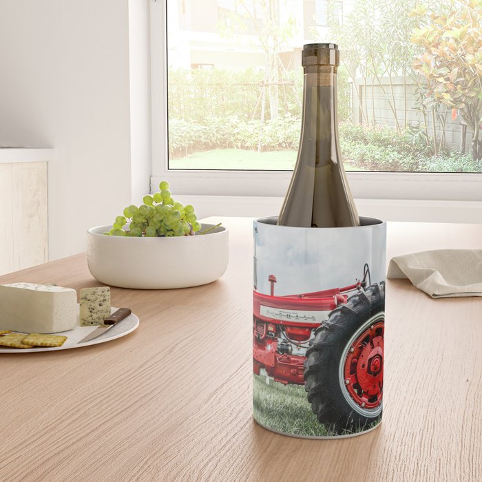 Vintage IH Farmall 450 Side View Red Tractor Wine Chiller Gallery Image 4
