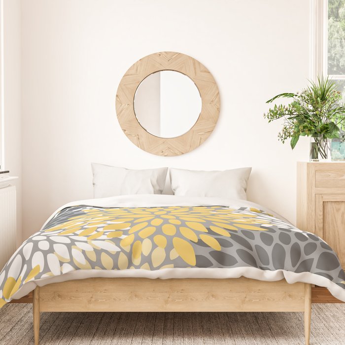 Modern Elegant Chic Floral Pattern, Soft Yellow, Gray, White Duvet Cover Gallery Image 3