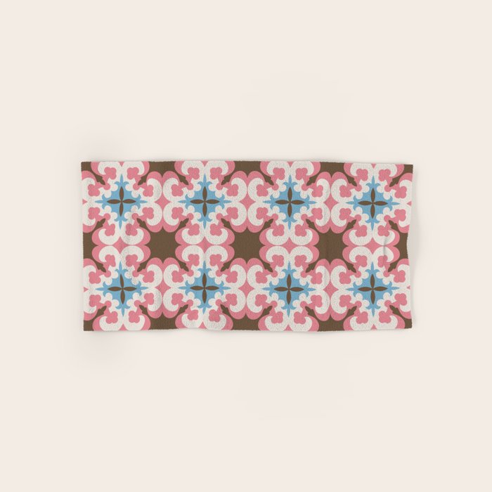 Retro Floral Luxe Revival Bath Towel Gallery Image 1