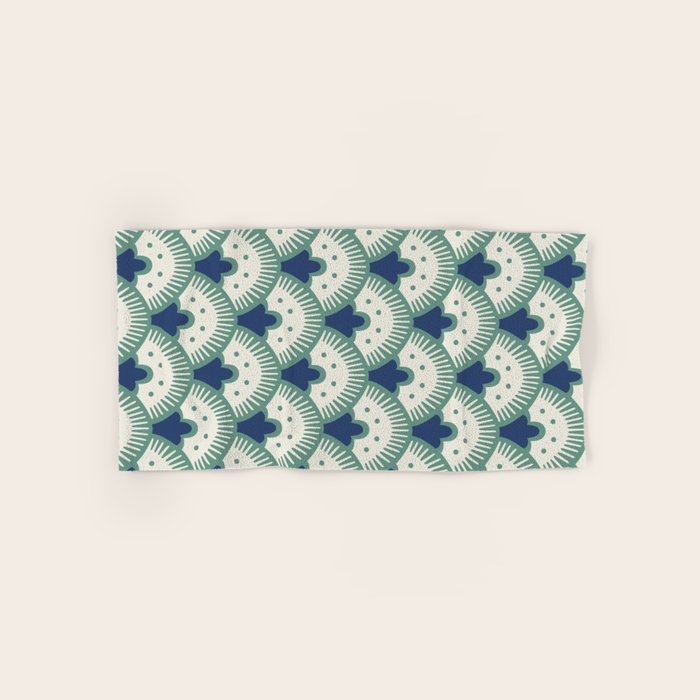 Art Deco Fan Pattern Blue/Green Bath Towel Gallery Image 1