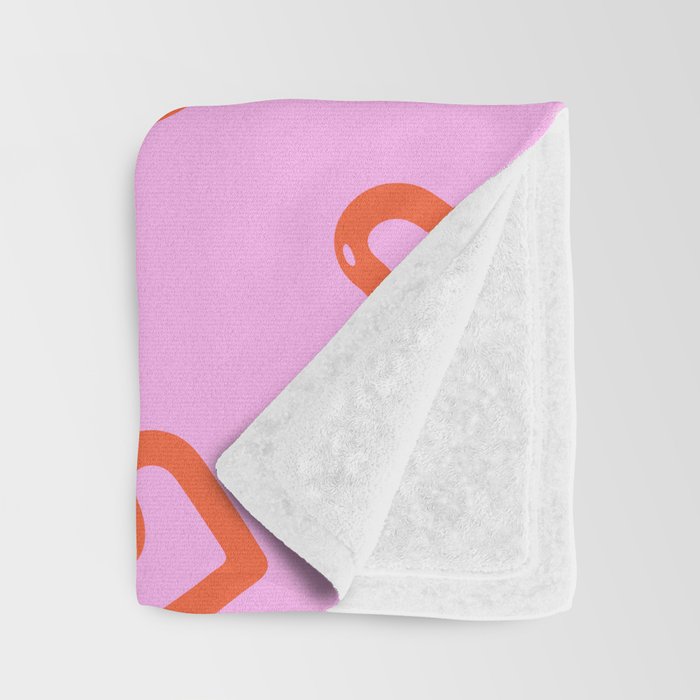Red love heart shape pattern Throw Blanket Gallery Image 3