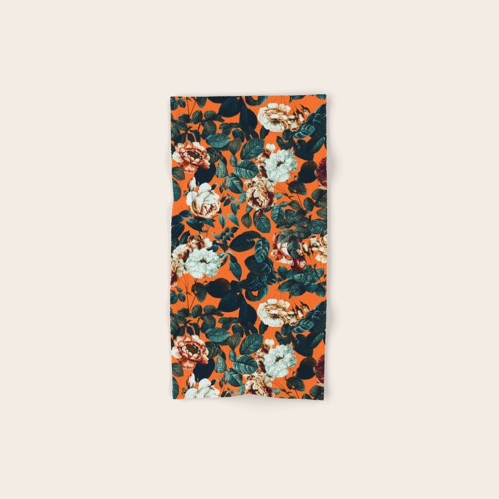 Vintage Garden VII Bath Towel Gallery Image 1