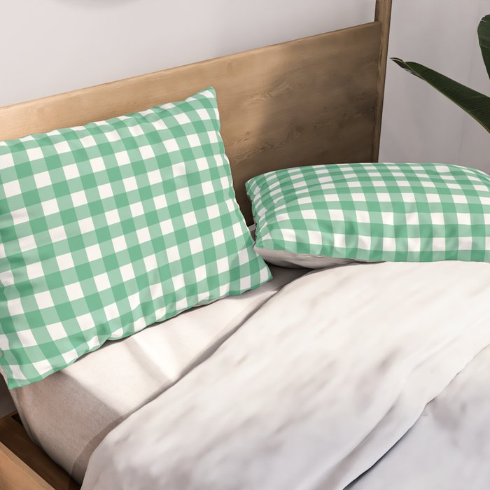 Gingham Check Pattern in Kelly Green and White Pillow Sham Gallery Image 2