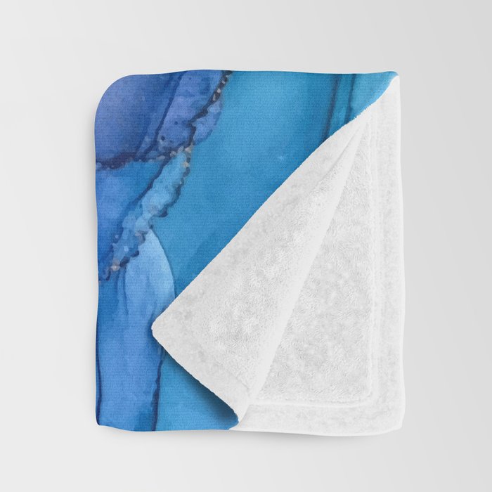 Abstract Vibrant Rainbow Ombre Throw Blanket Gallery Image 3