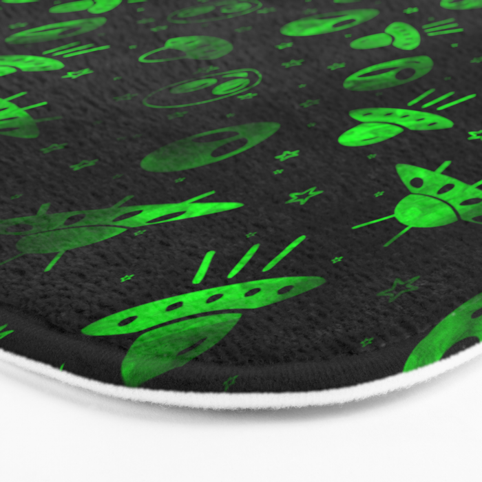 Aliens and UFOs Pattern Bath Mat Gallery Image 3