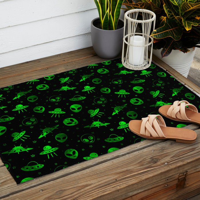 Aliens and UFOs Pattern Outdoor Rug Gallery Image 2