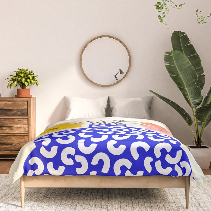 Inheritance, Flower Pot Botanical Floral, Eclectic Bohemian Concept Pop of Color, Dopamine Positivity Plants Nature Heredity Contemporary Comforter Gallery Image 3