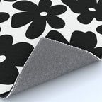 Black & White Flower - 70's Daisies Rug Gallery Image 4