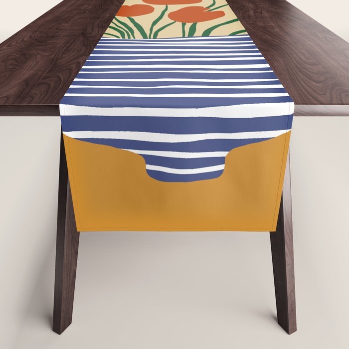 Tulip pot Table Runner Gallery Image 1
