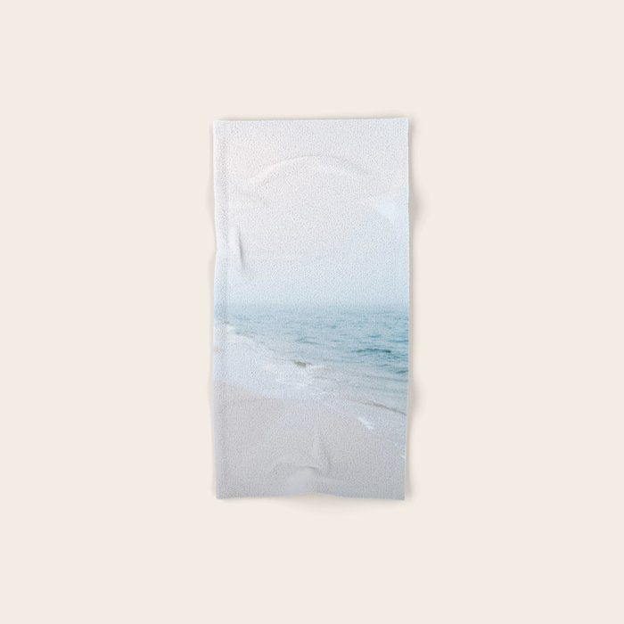 Coast 21 Bath Towel Gallery Image 1