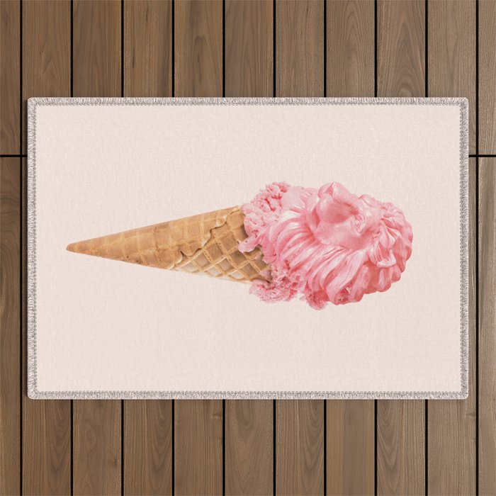 THE LION CREAM Outdoor Rug Gallery Image 1