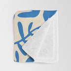 Organic nature flower shape art pattern Throw Blanket Gallery Image 3