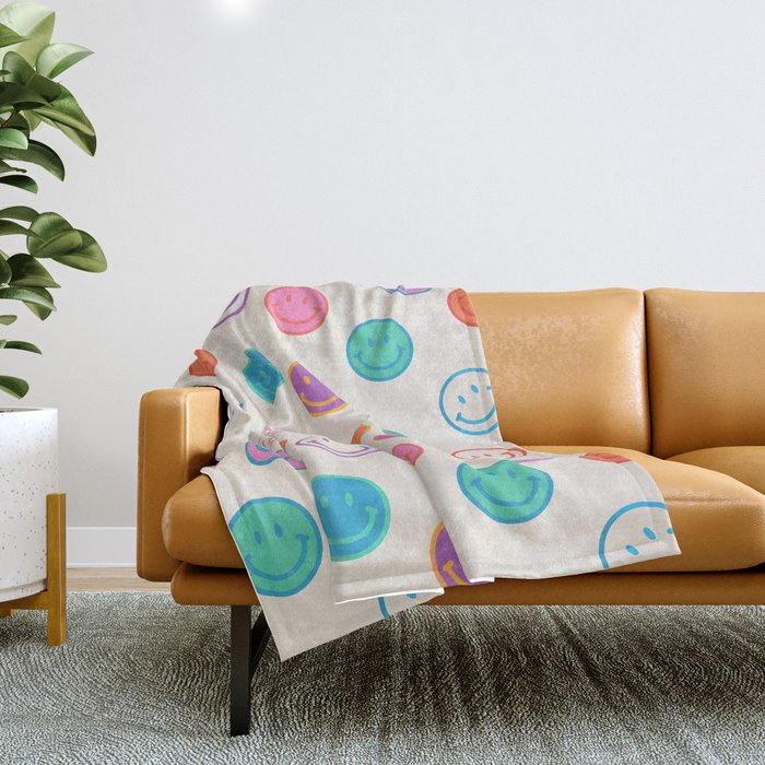Retro Rainbow Smiling Faces Pattern Throw Blanket Gallery Image 1