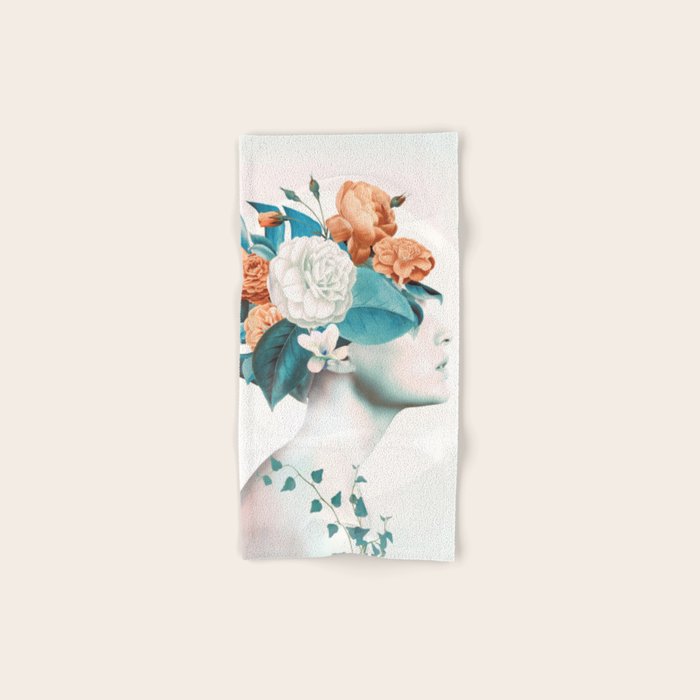 Floral beauty 2a Bath Towel Gallery Image 1