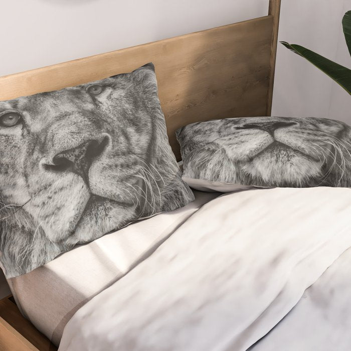 Fierce Lion Pillow Sham Gallery Image 2