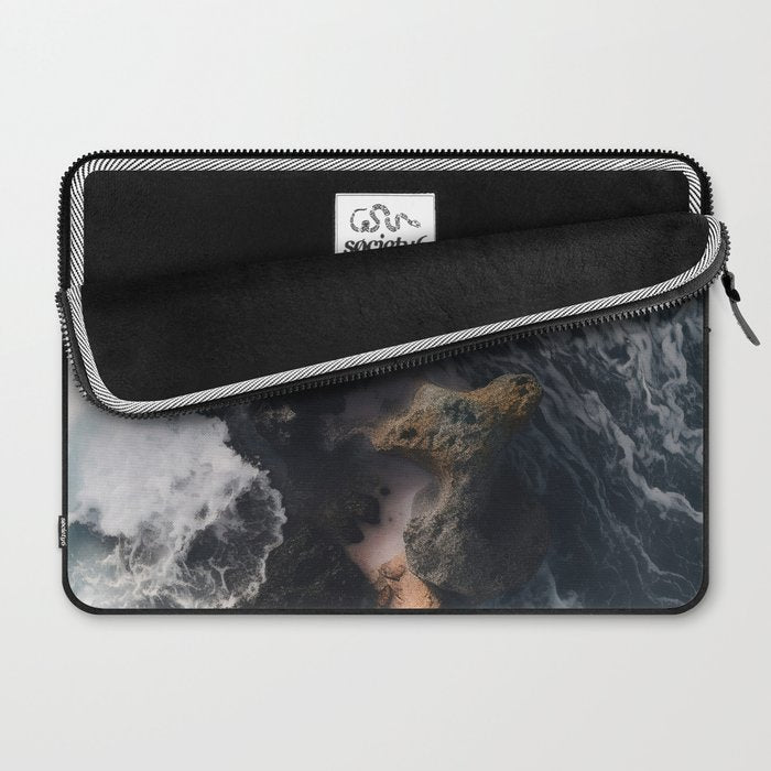 Wild Waves crashing on the tropical Coast - Landscape Photography Laptop Sleeve Gallery Image 2